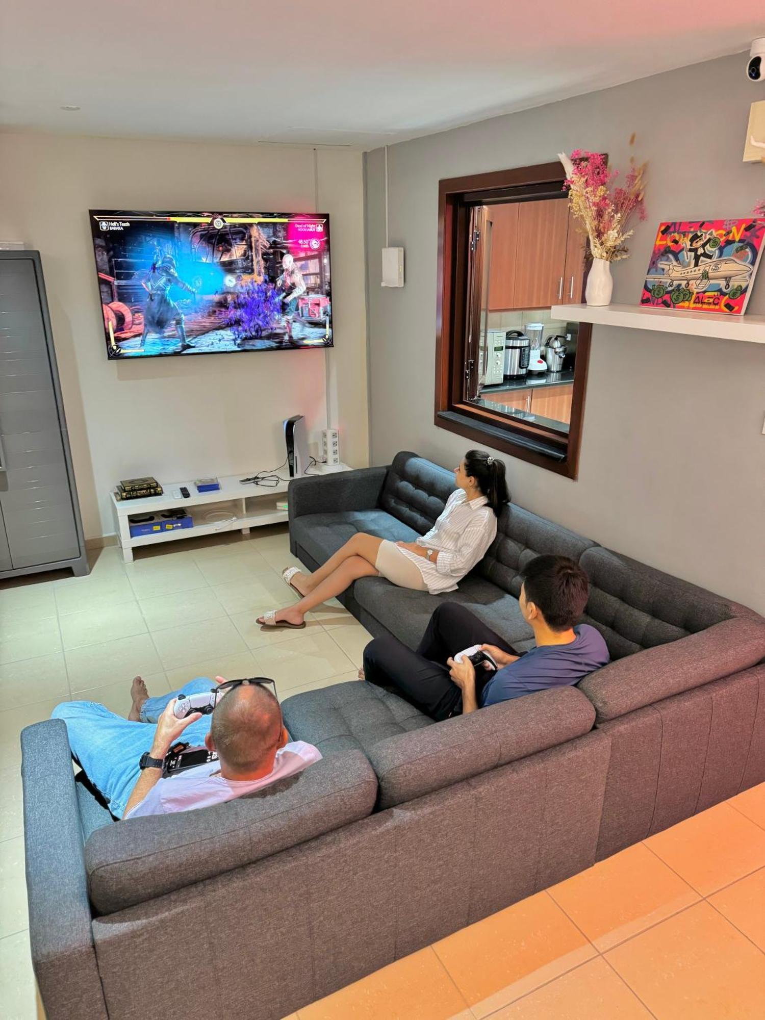 Hostel Berloga Capsule Jbr Dubaj Zewnętrze zdjęcie