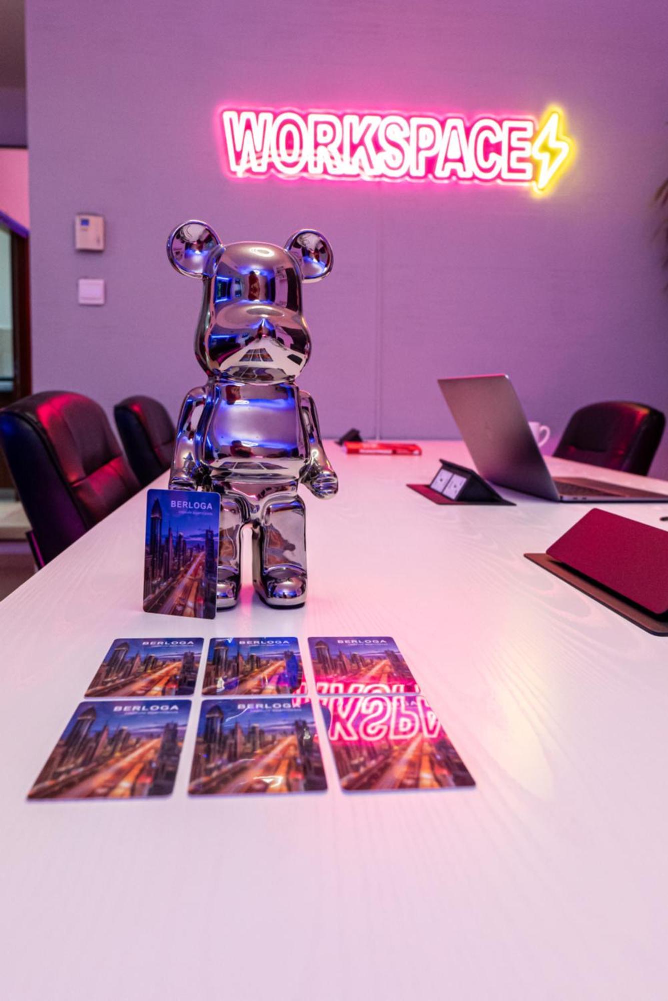 Hostel Berloga Capsule Jbr Dubaj Zewnętrze zdjęcie